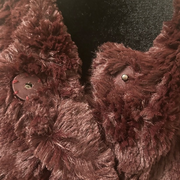 Sanctuary Fur Shell  Color: burgundy/ Wine - Picture 4 of 7